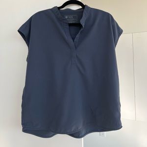 Large Figs Grey Scrub Set (High Waisted Pant + Oversized Collared atop)